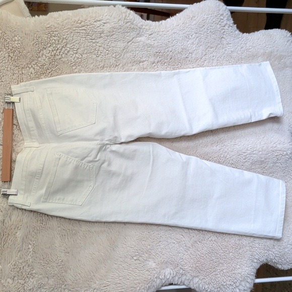 M By Maurices White High-Waisted Women Jeans Size 14 NWT - Picture 6 of 6